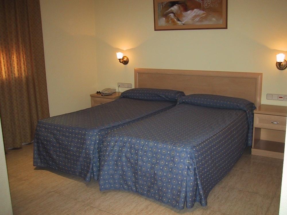 Hotel La Union Humanes de Madrid Esterno foto