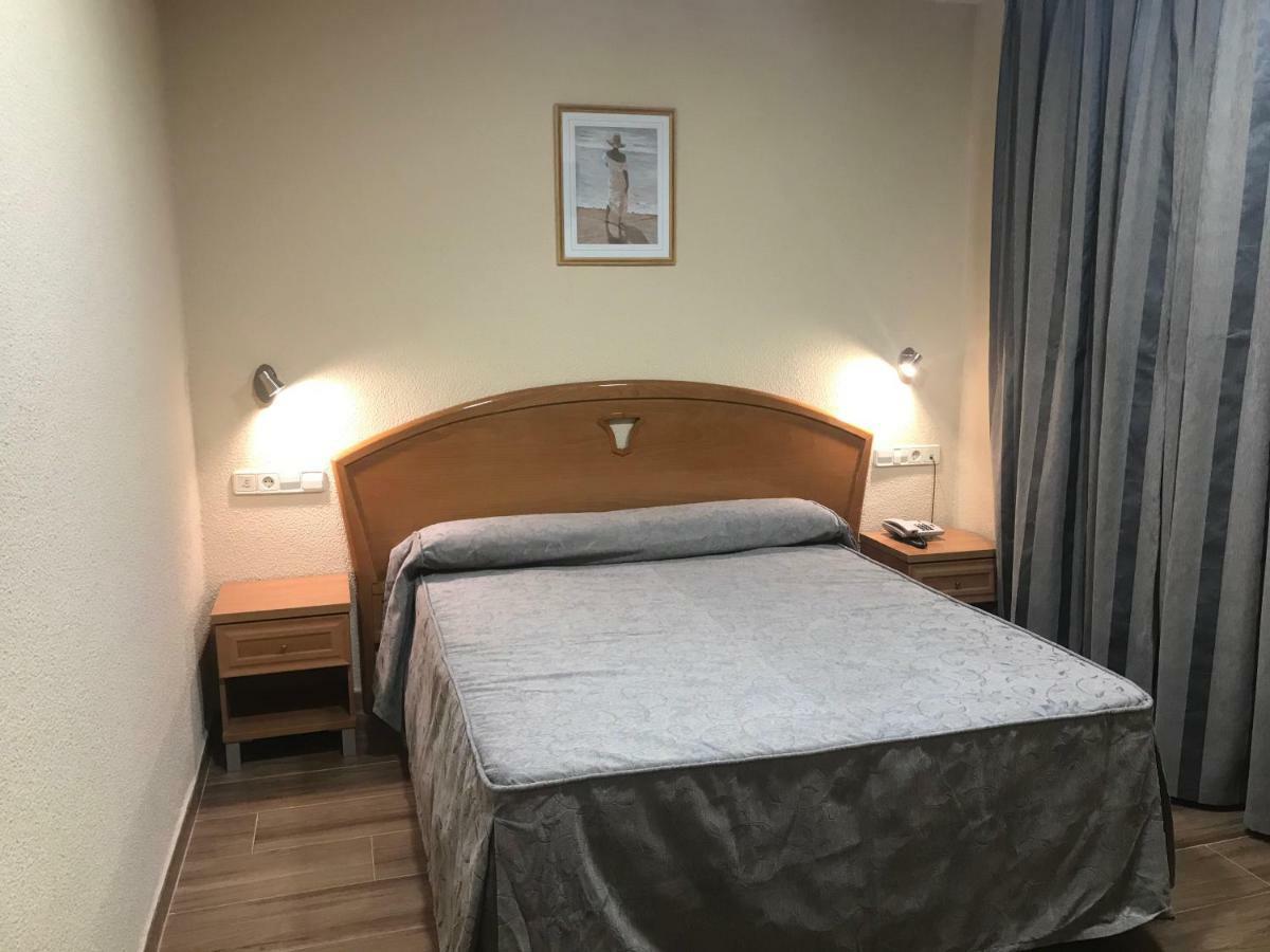 Hotel La Union Humanes de Madrid Esterno foto